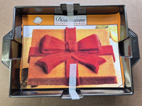 Wilton present gift - present,